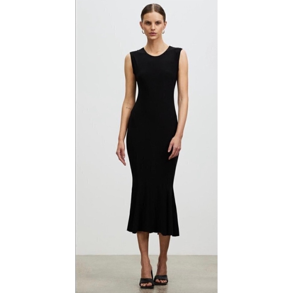 Norma Kamali Midi Fishtail Sleeveless Dress